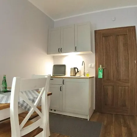 住宿加早餐酒店 Uroczysko Starych Sztolni 斯克拉斯卡波伦巴