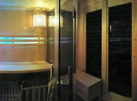 فندق مبيت وإفطار Uroczysko Starych Sztolni 3*